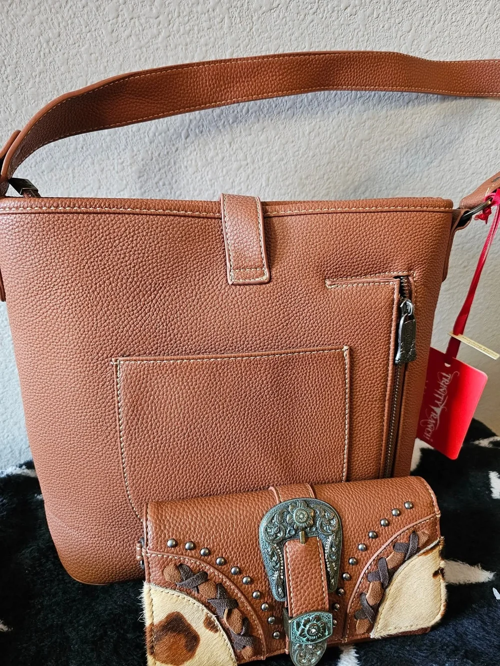Trinity Ranch Embossed CCW Hobo Bag With Matching Wallet